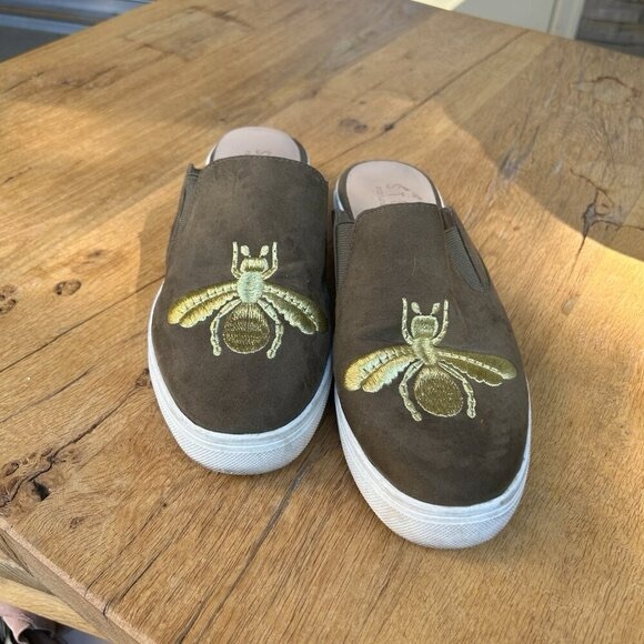 Steven Natural Comfort Green Embroidered Bee
Suede Slip On Shoes Women's Size 9M - Picture 5 of 5